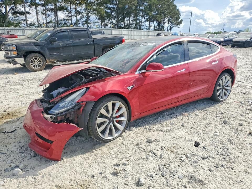 2018 TESLA Model 3