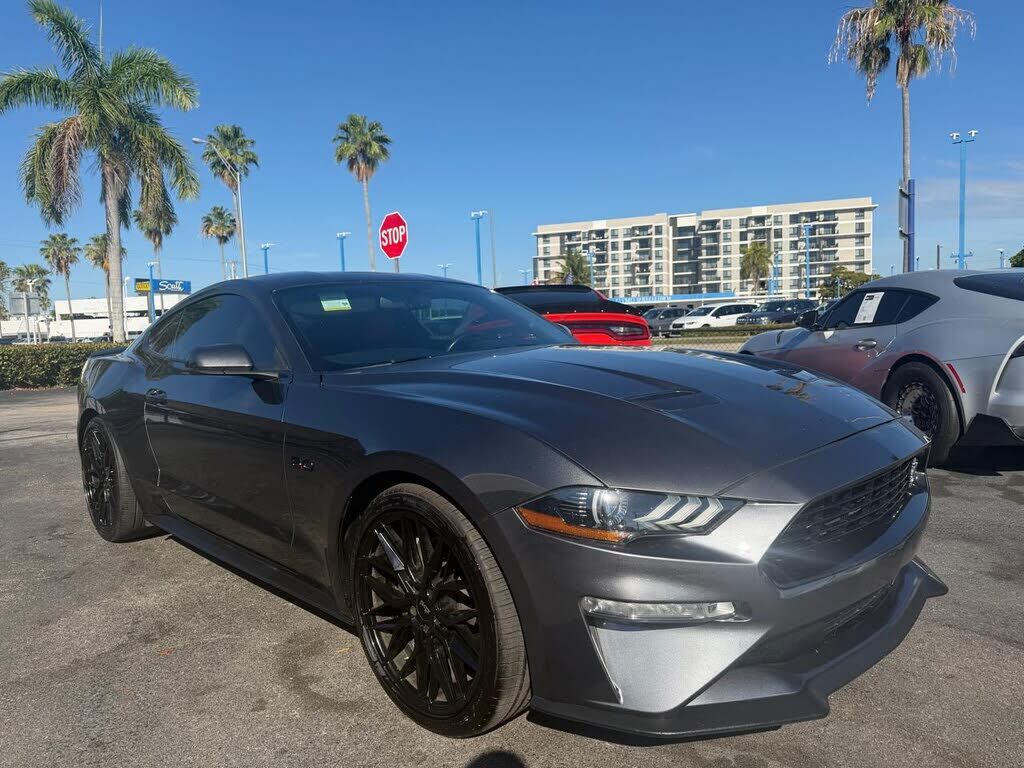 2019 FORD Mustang