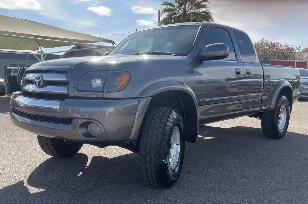 2003 TOYOTA Tundra