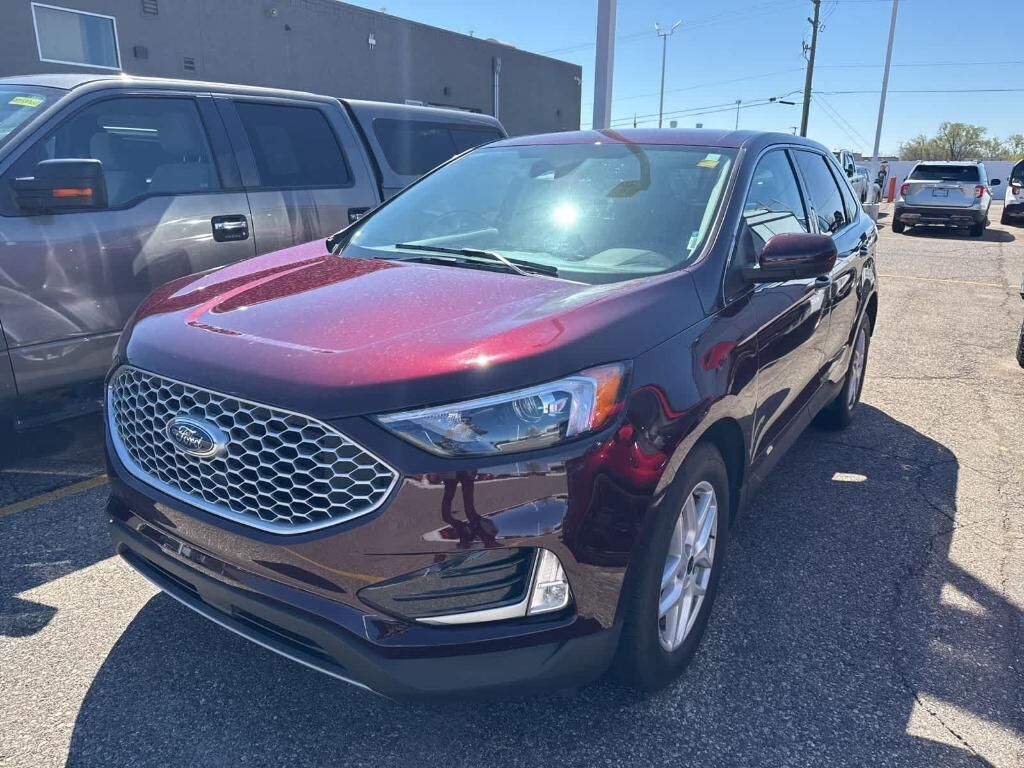 2023 FORD Edge