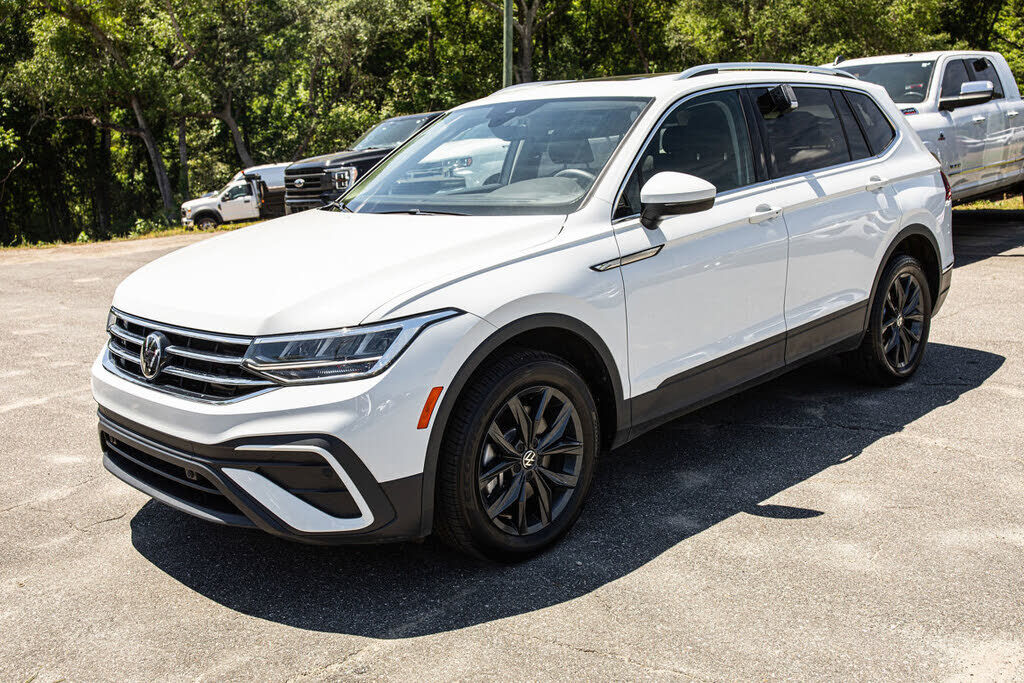 2024 VOLKSWAGEN Tiguan