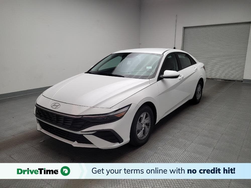2024 HYUNDAI Elantra