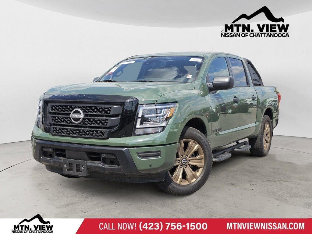 2024 NISSAN Titan