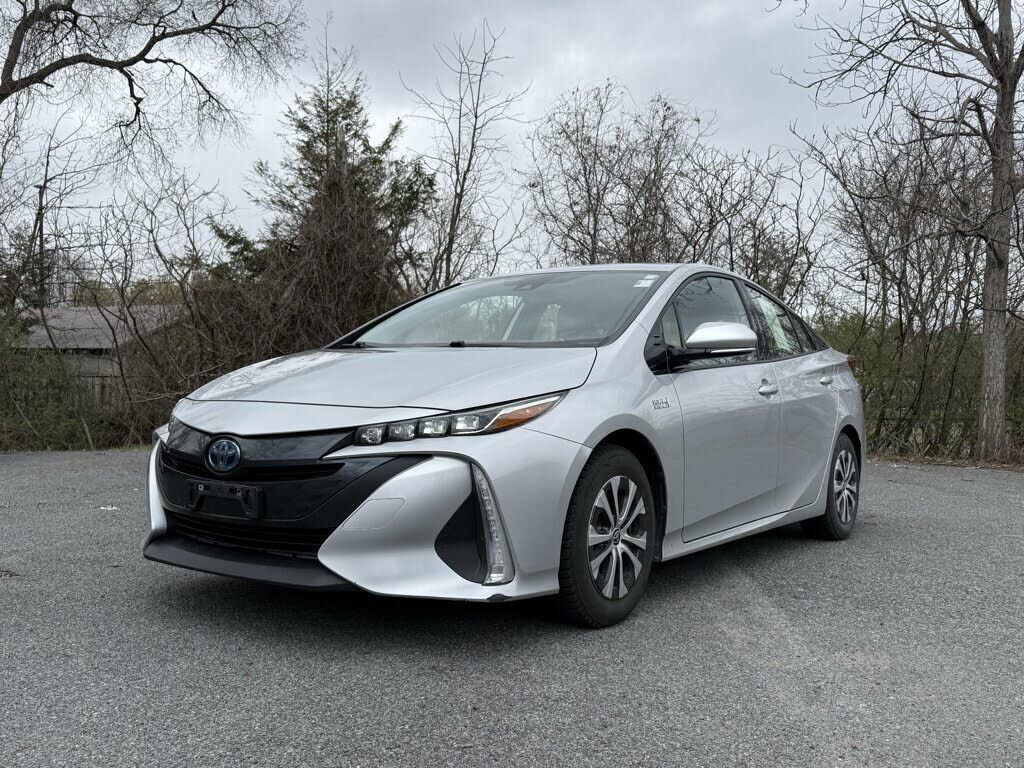 2020 TOYOTA Prius