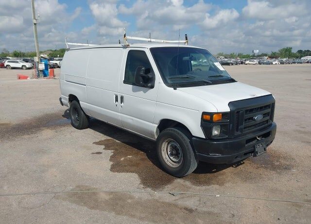 2013 FORD E-250