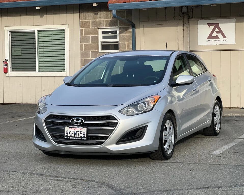 2017 HYUNDAI Elantra GT