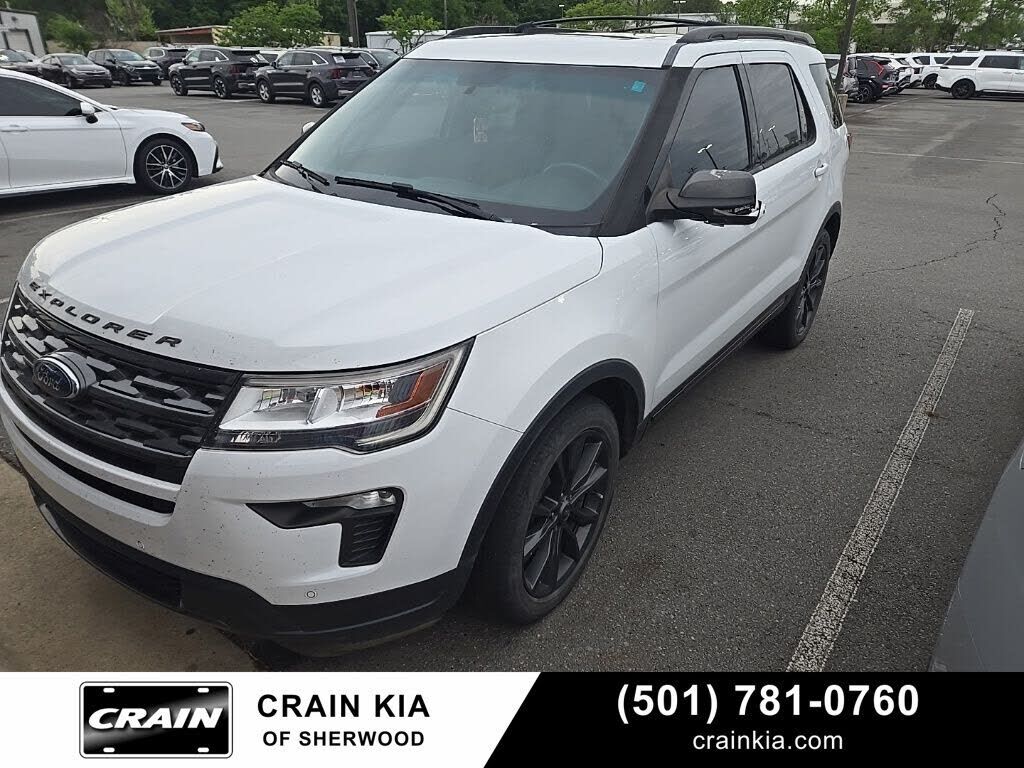 2018 FORD Explorer