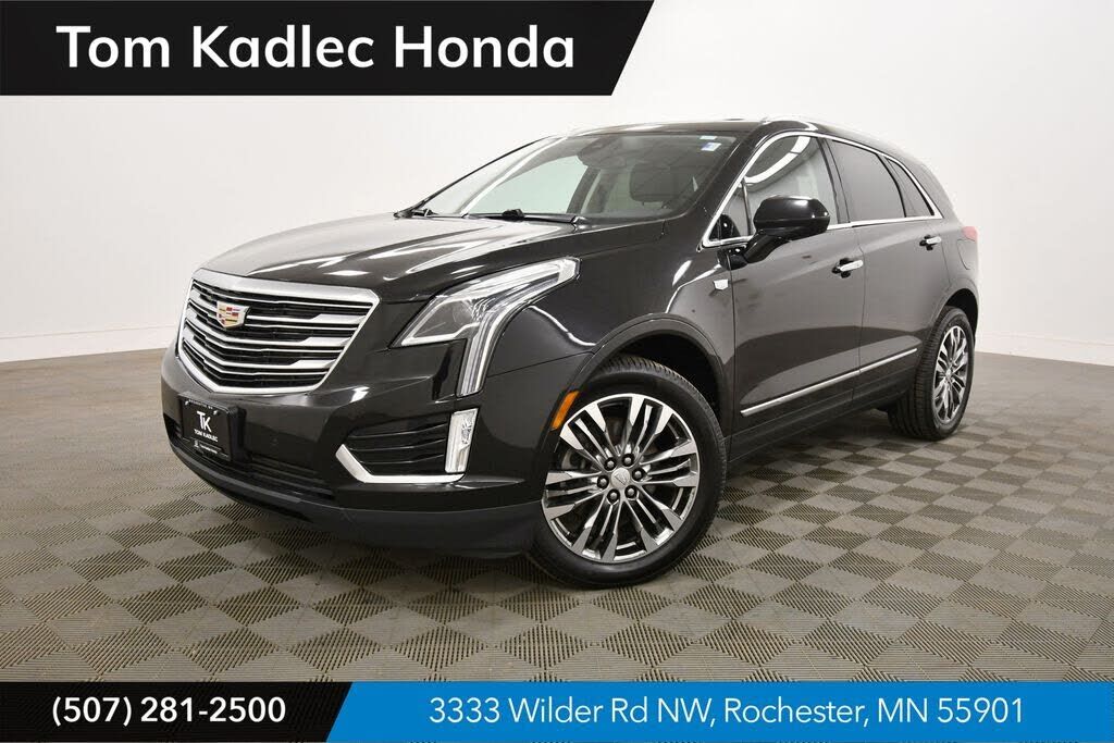 2017 CADILLAC XT5