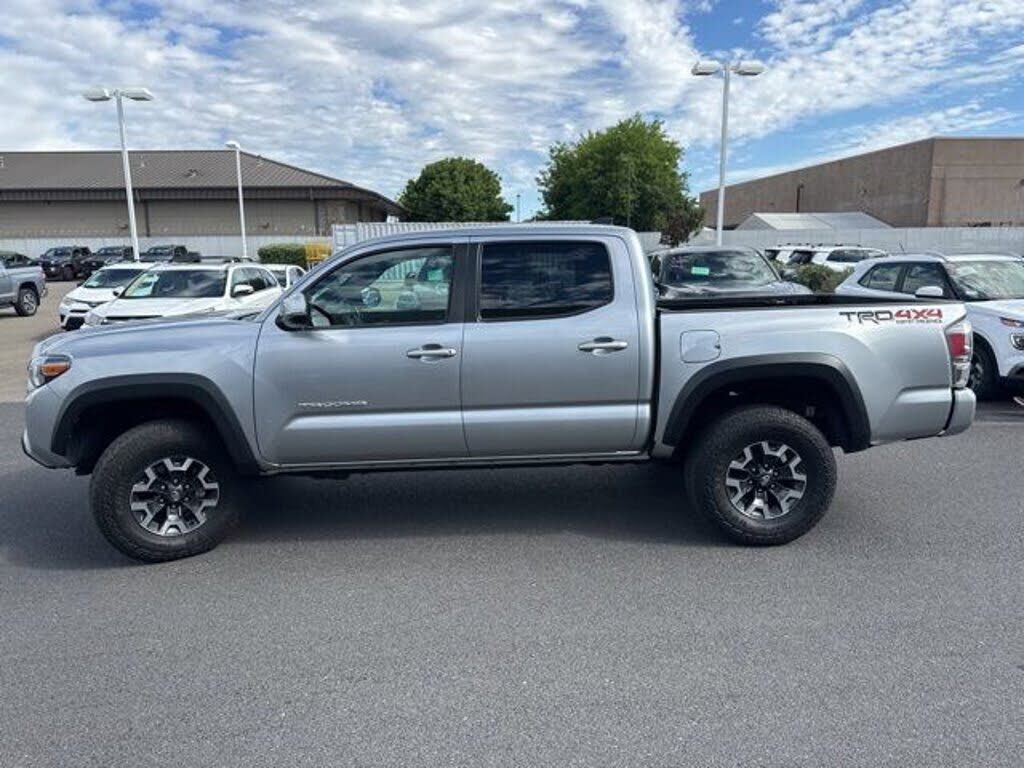 2023 TOYOTA Tacoma