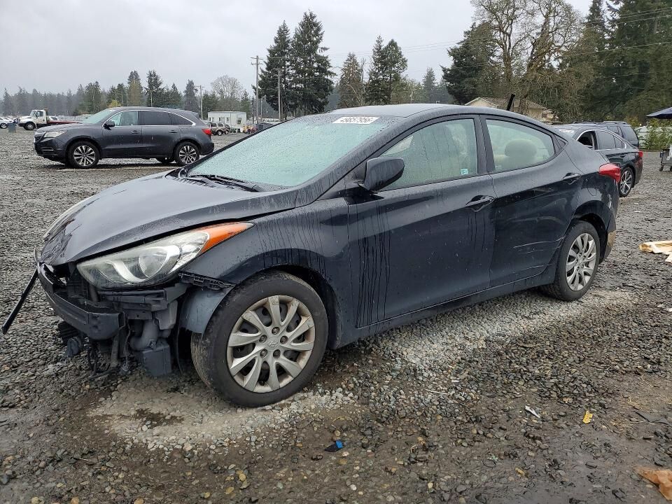 2012 HYUNDAI Elantra