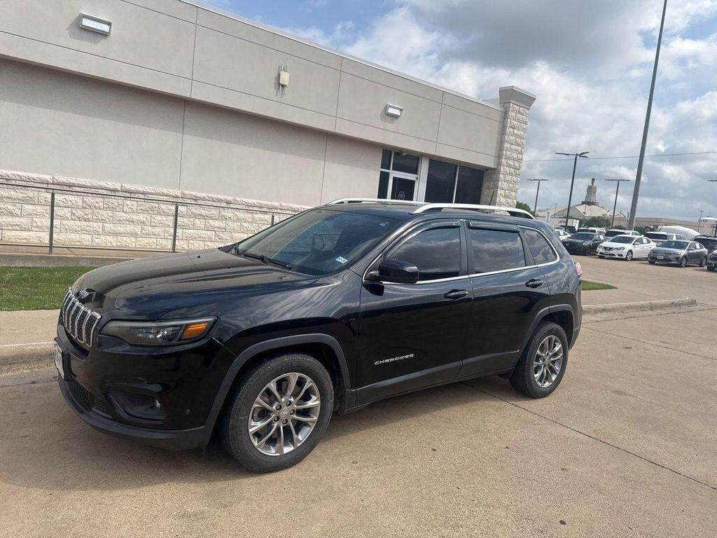 2019 JEEP Cherokee