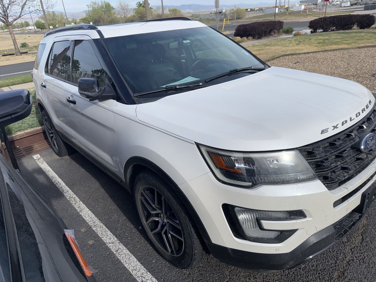 2017 FORD Explorer