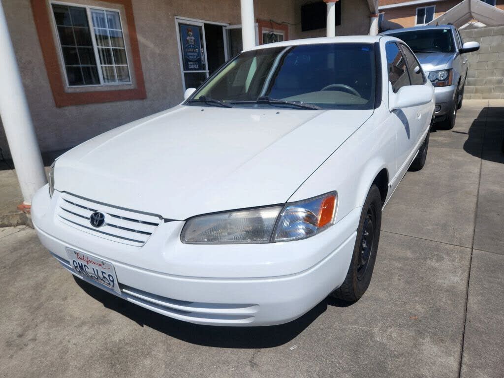 1999 TOYOTA Camry