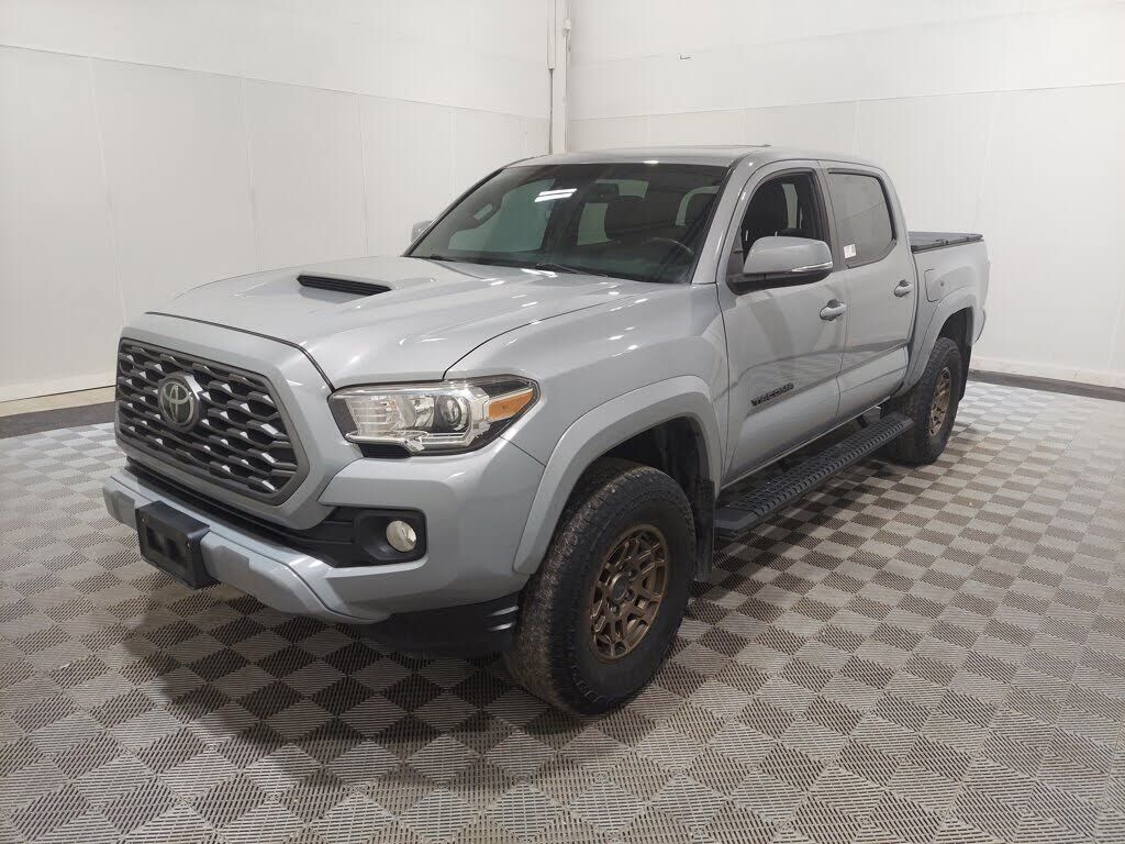 2020 TOYOTA Tacoma