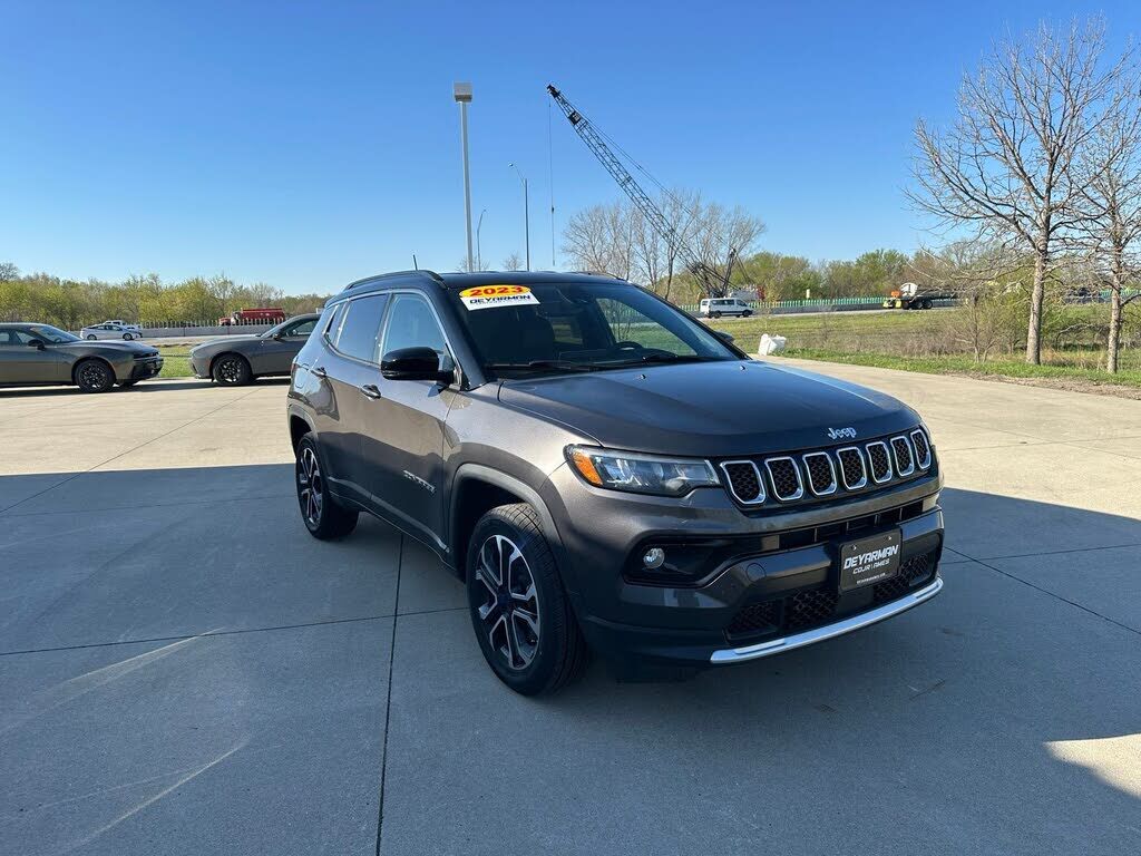 2023 JEEP Compass