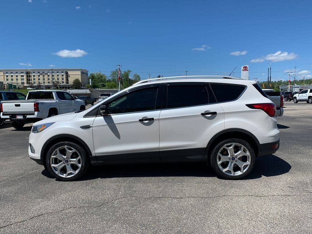 2019 FORD Escape