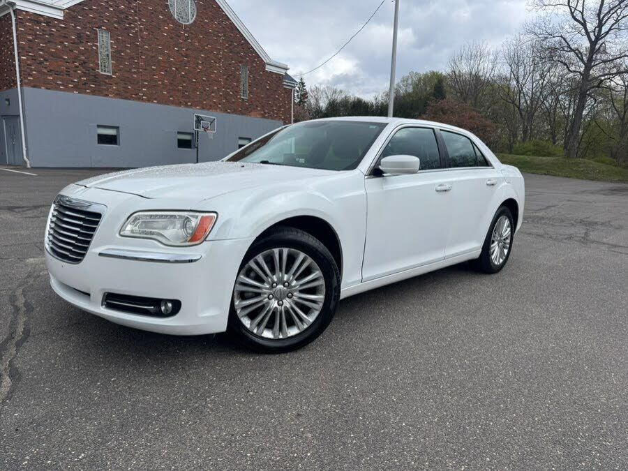 2014 CHRYSLER 300