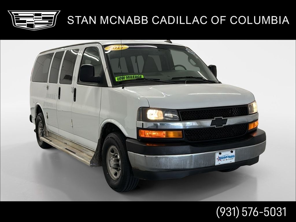 2017 CHEVROLET Express