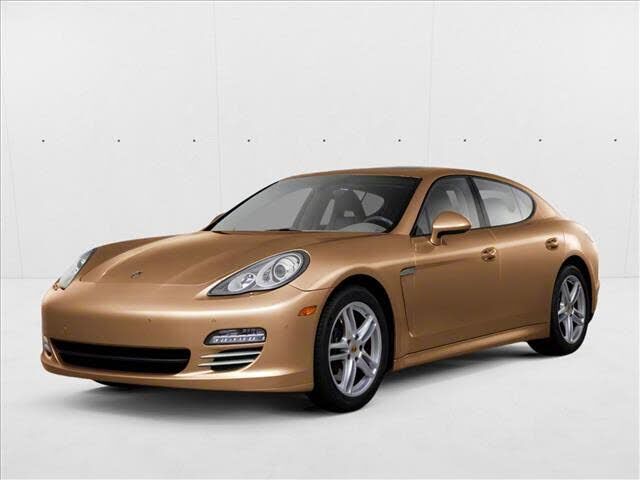 2011 PORSCHE Panamera