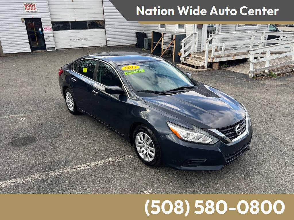 2017 NISSAN Altima