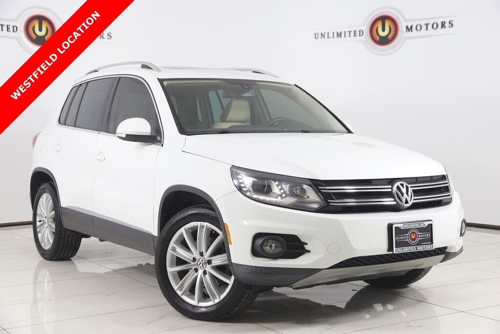 2016 VOLKSWAGEN Tiguan