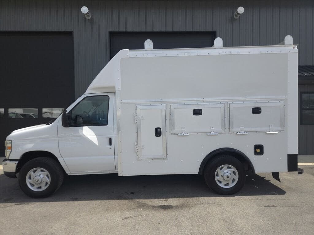 2015 FORD E-350