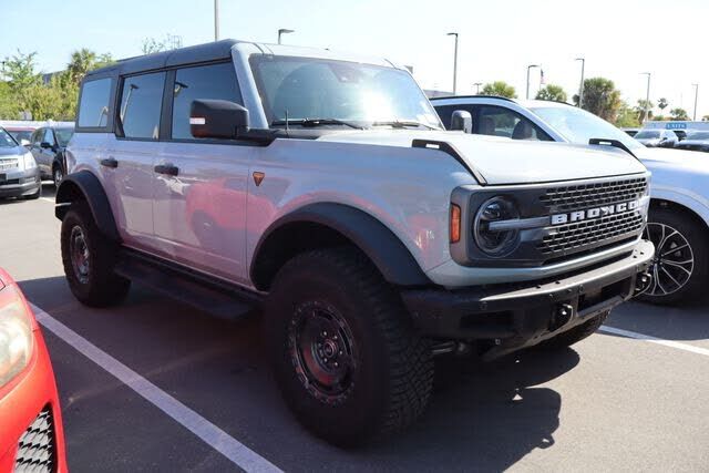 2024 FORD Bronco