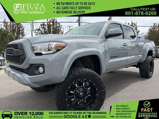 2019 TOYOTA Tacoma