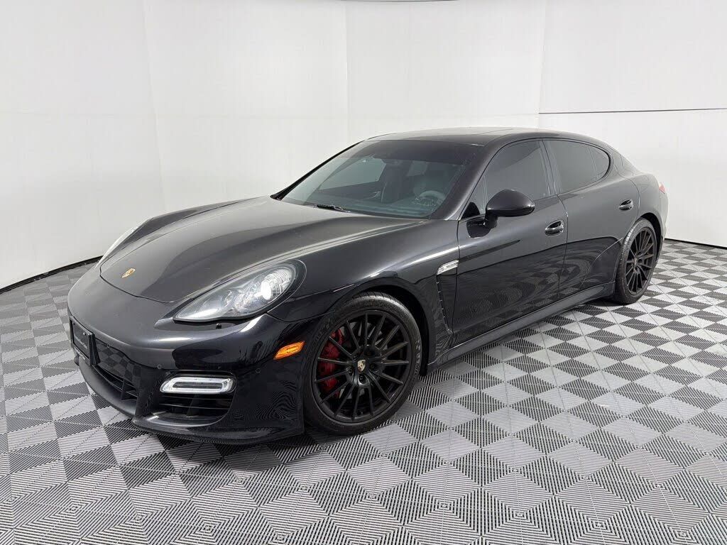 2013 PORSCHE Panamera