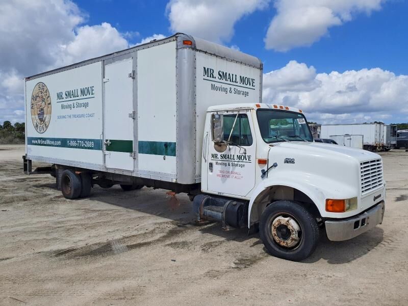 1999 INTERNATIONAL 4700 Low Profile