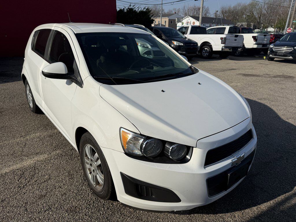 2016 CHEVROLET Sonic