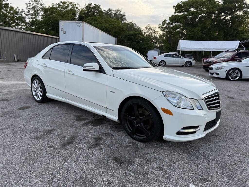 2012 MERCEDES-BENZ E-Class