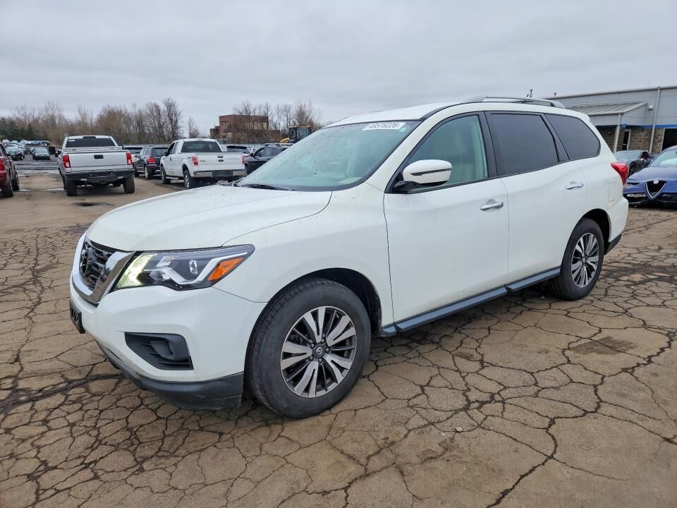 2017 NISSAN Pathfinder