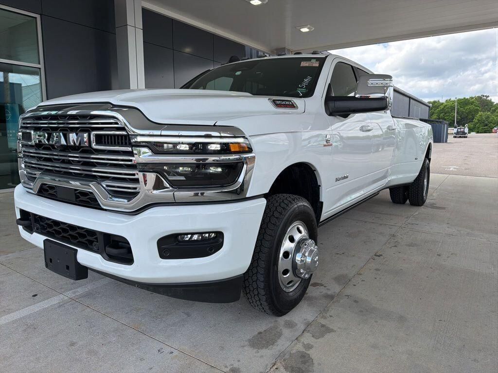 2025 RAM 3500