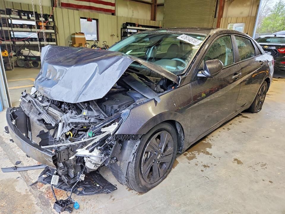 2021 HYUNDAI Elantra