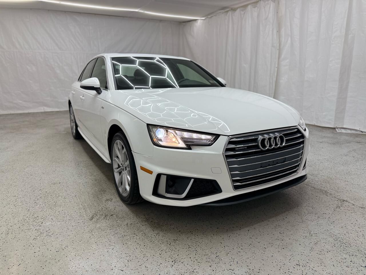 2019 AUDI A4