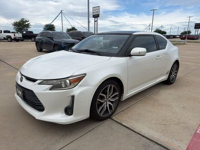 2015 TOYOTA SCION
