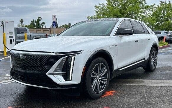 2024 CADILLAC Lyriq