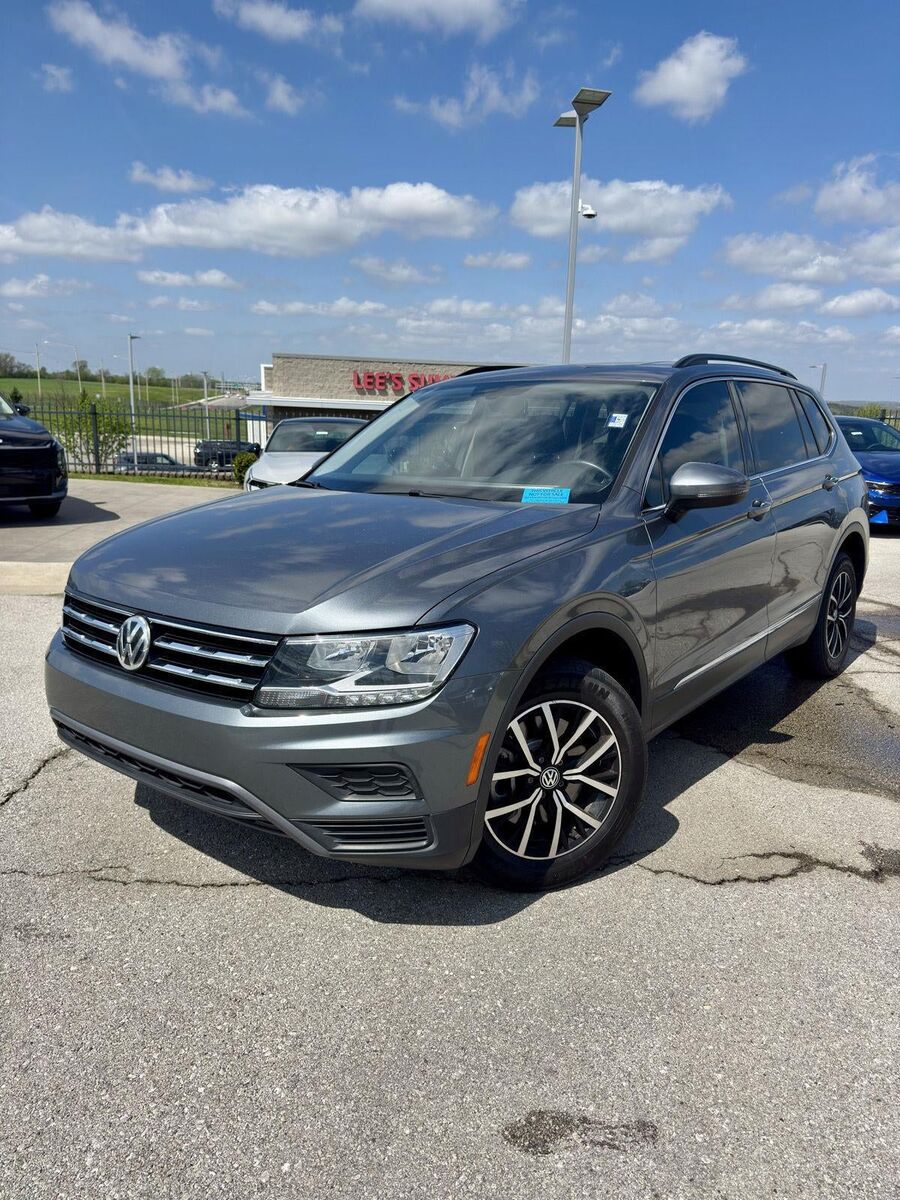 2021 VOLKSWAGEN Tiguan