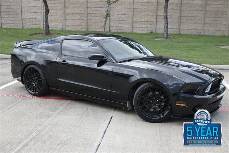 2013 FORD Mustang