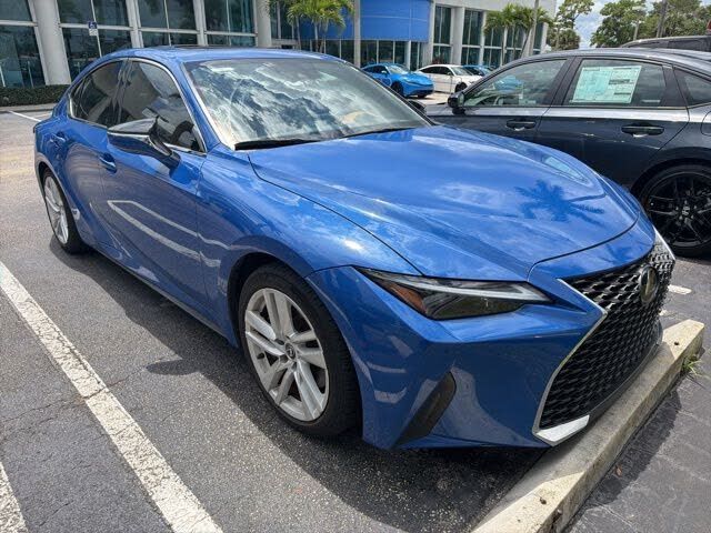 2024 LEXUS IS