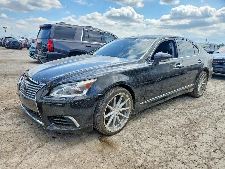 2013 LEXUS LS
