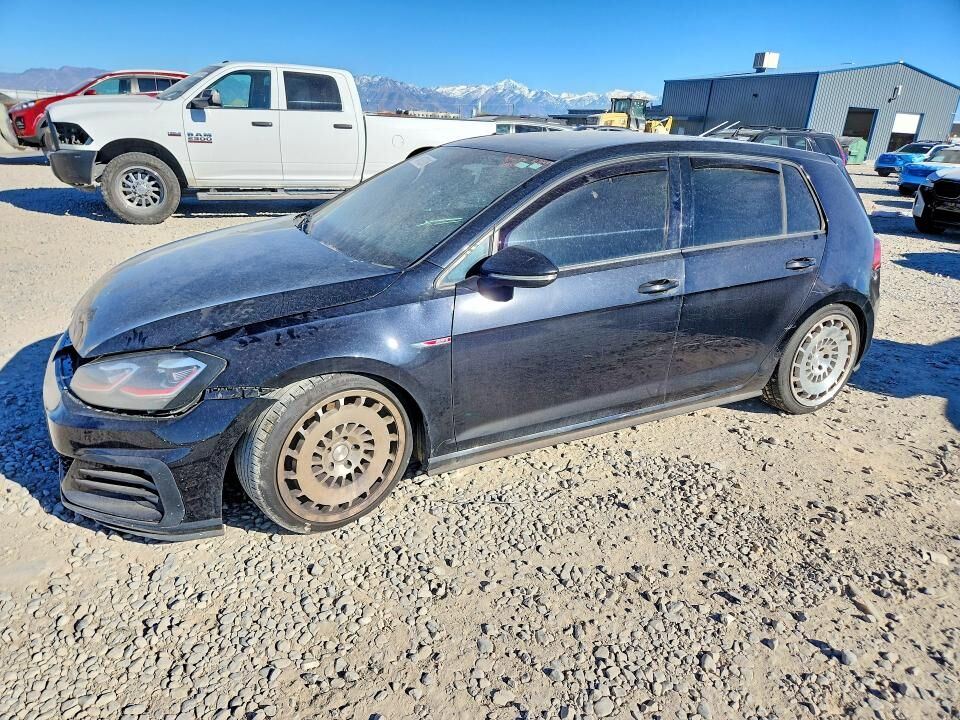 2019 VOLKSWAGEN Golf GTI