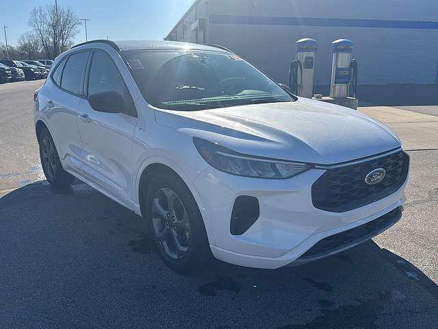 2023 FORD Escape