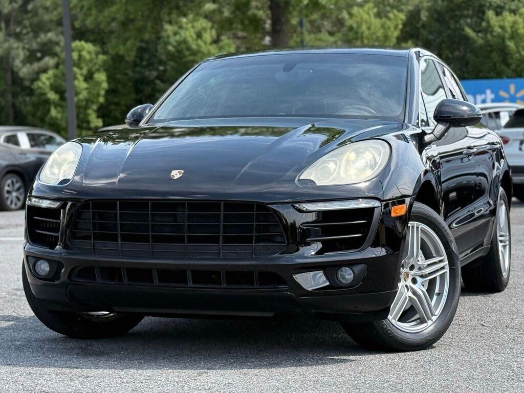 2015 PORSCHE Macan
