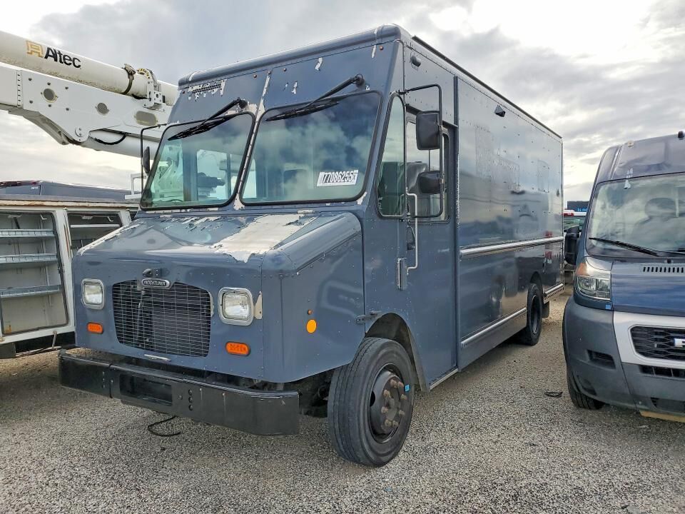 2020 FREIGHTLINER MT 45G Front Gasoline Engine Walk in Van Chassis