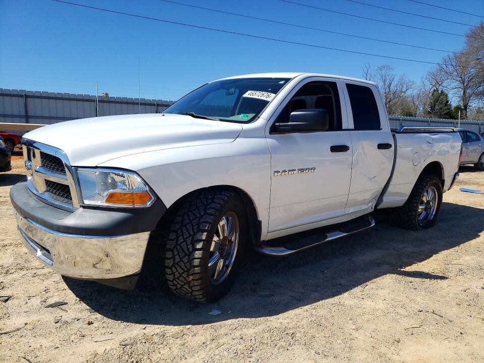 2011 DODGE Ram