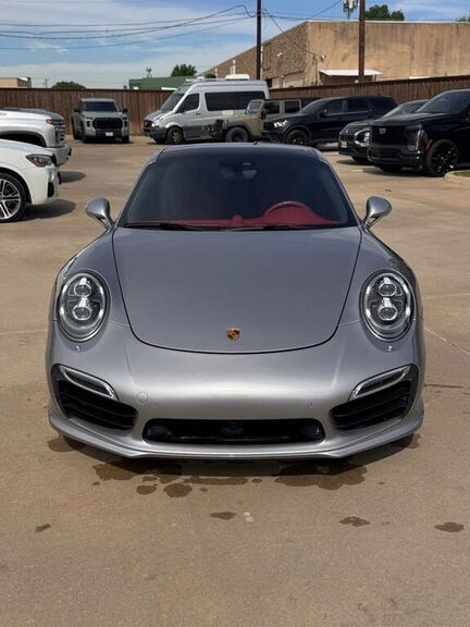 2015 PORSCHE 911