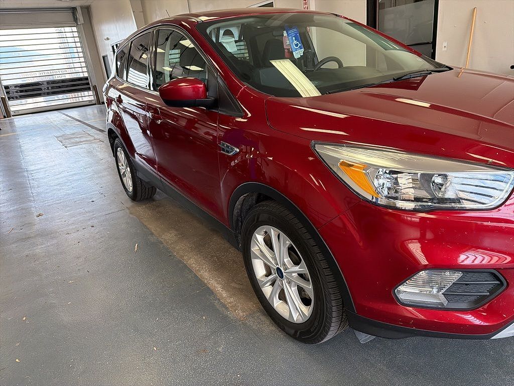 2019 FORD Escape