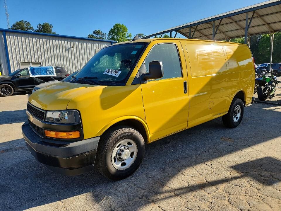 2020 CHEVROLET Express